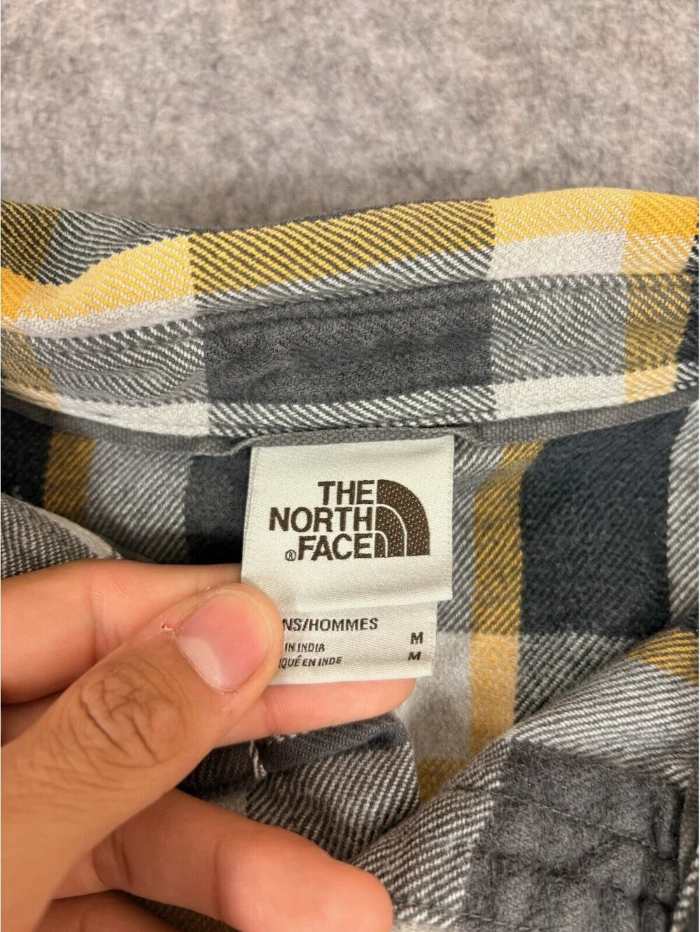 The North Face Mens M Plaid Button Up Long Sleeve Shirt Multicolor